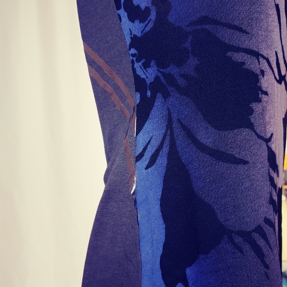 Express Sleek Tank Top - Picture 3 of 5